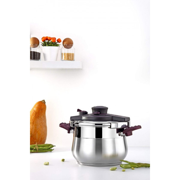 PETRA MATİK PRESSURE COOKER, 304 QUALITY 18/10 SS BODY&LID, CAPSULE BOTTOM, BAKALITE HANDLE, 5 LEVEL STRONGEST SAFETY SYSTEM, 8 LT.