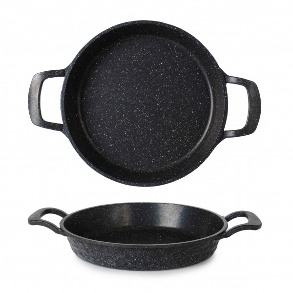 22 CASTING OMLETTE PAN, BLACK