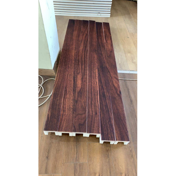 ESTRAFOR wooden acrylic coated panels